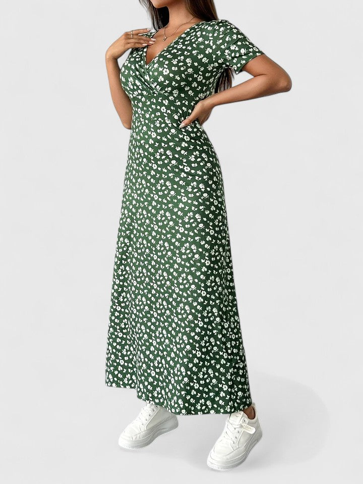 Yulivette - Sophisticated Maxi Dress