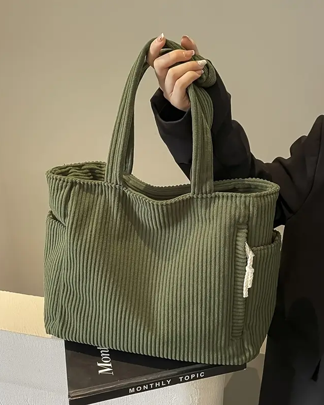 Petra – Ribbed Shoulder Bag
