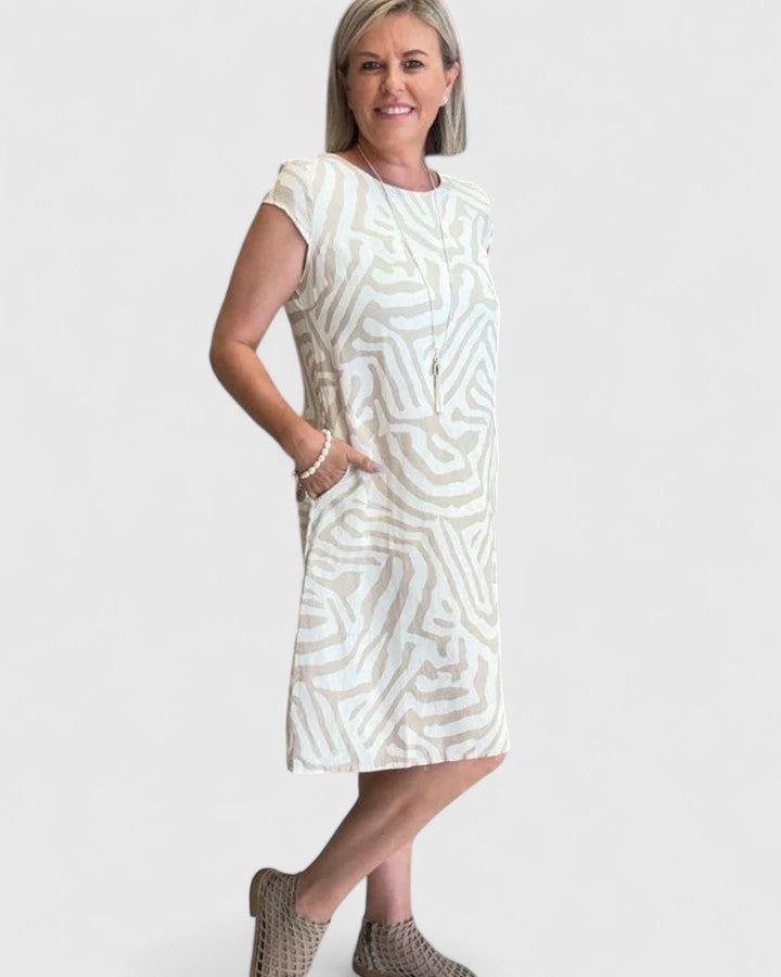 Calyviah - Comfortable Dress