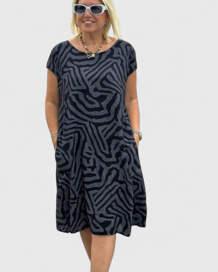 Calyviah - Comfortable Dress