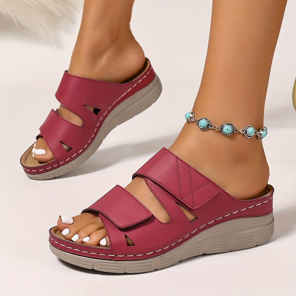 Dalia - Relaxing Sandal with Massage Footbed