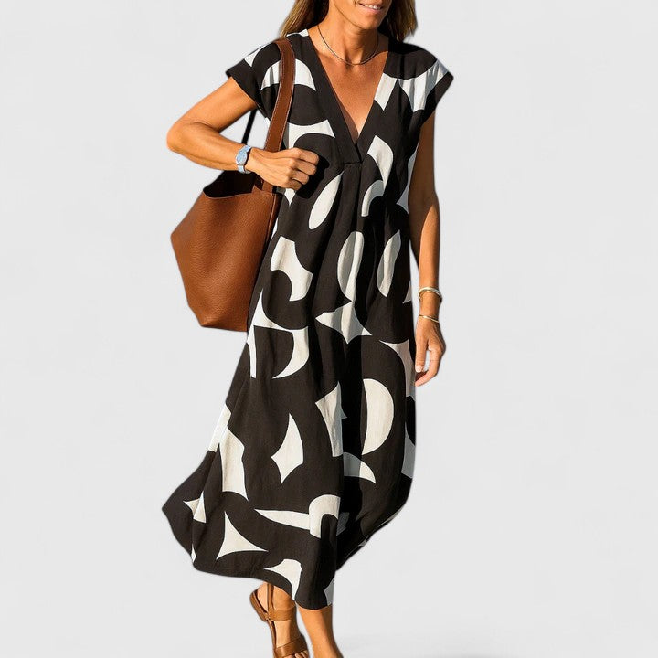 Lysandra - Sophisticated Maxi Dress