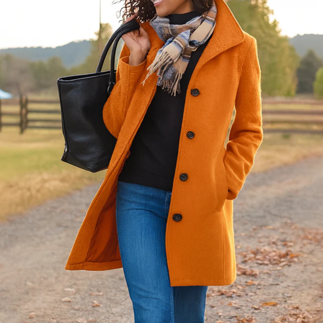 Elaine – Timeless Elegance Button Coat