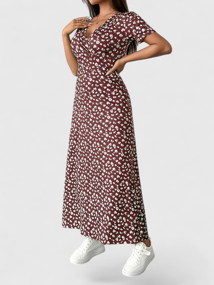 Yulivette - Sophisticated Maxi Dress