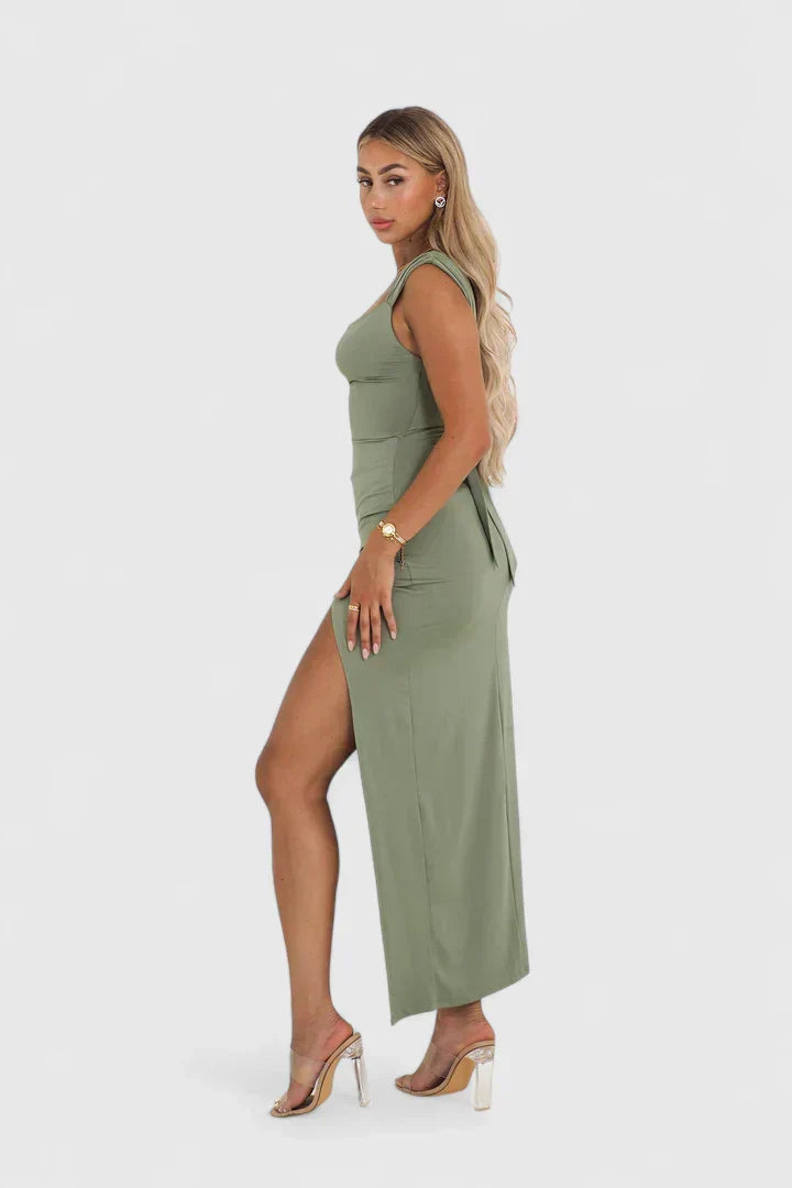 Coralya - Elegant Maxi Dress