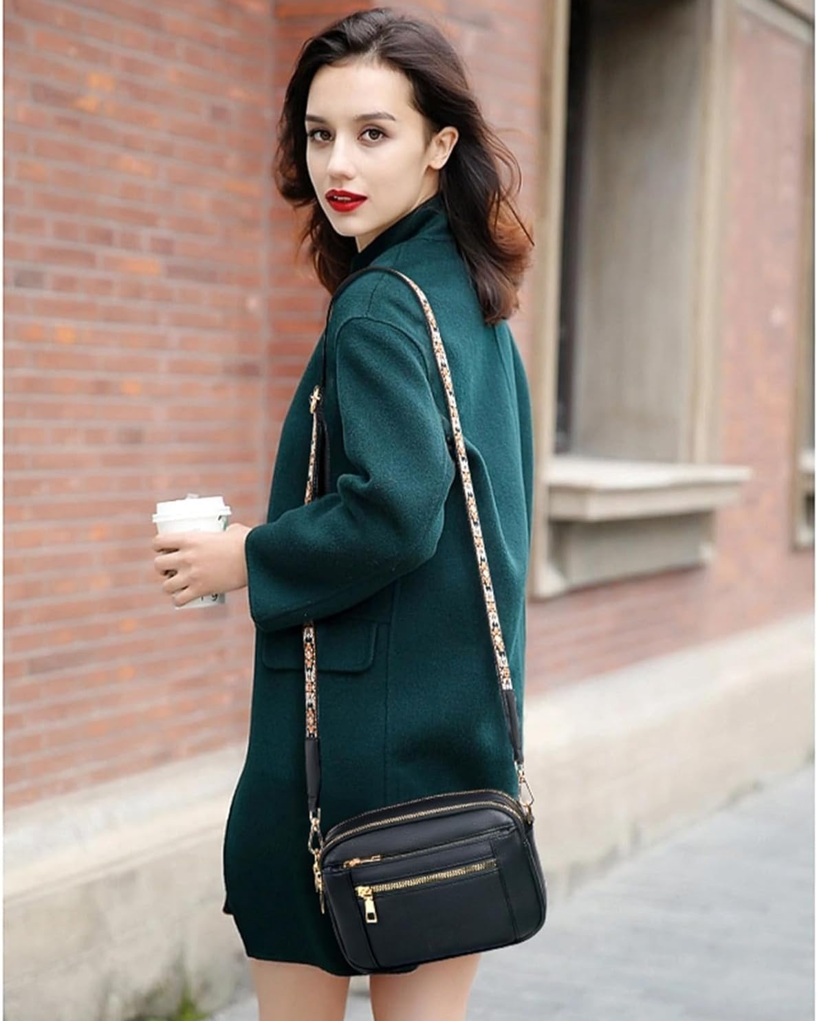 Camille - Elegant Leather Shoulder Bag for Women with Practical Compartments