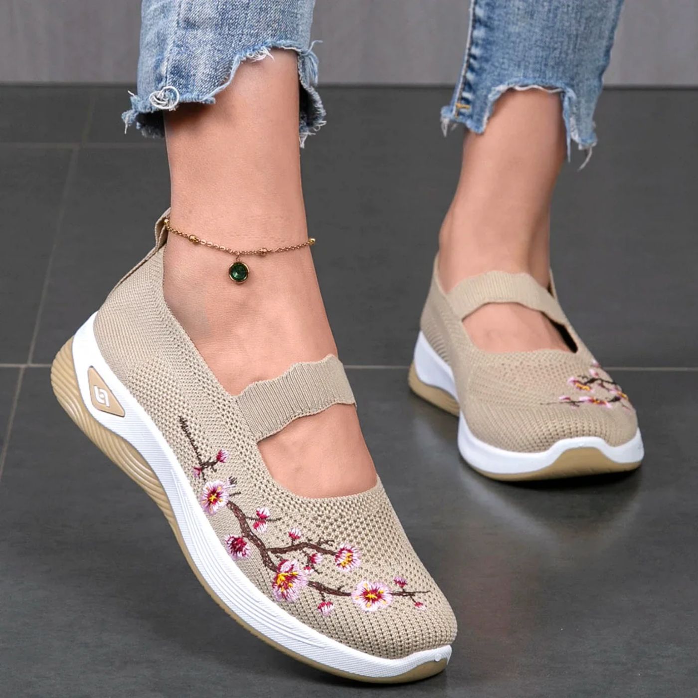 Women's Non-Slip Sneakers - Breathable Knit