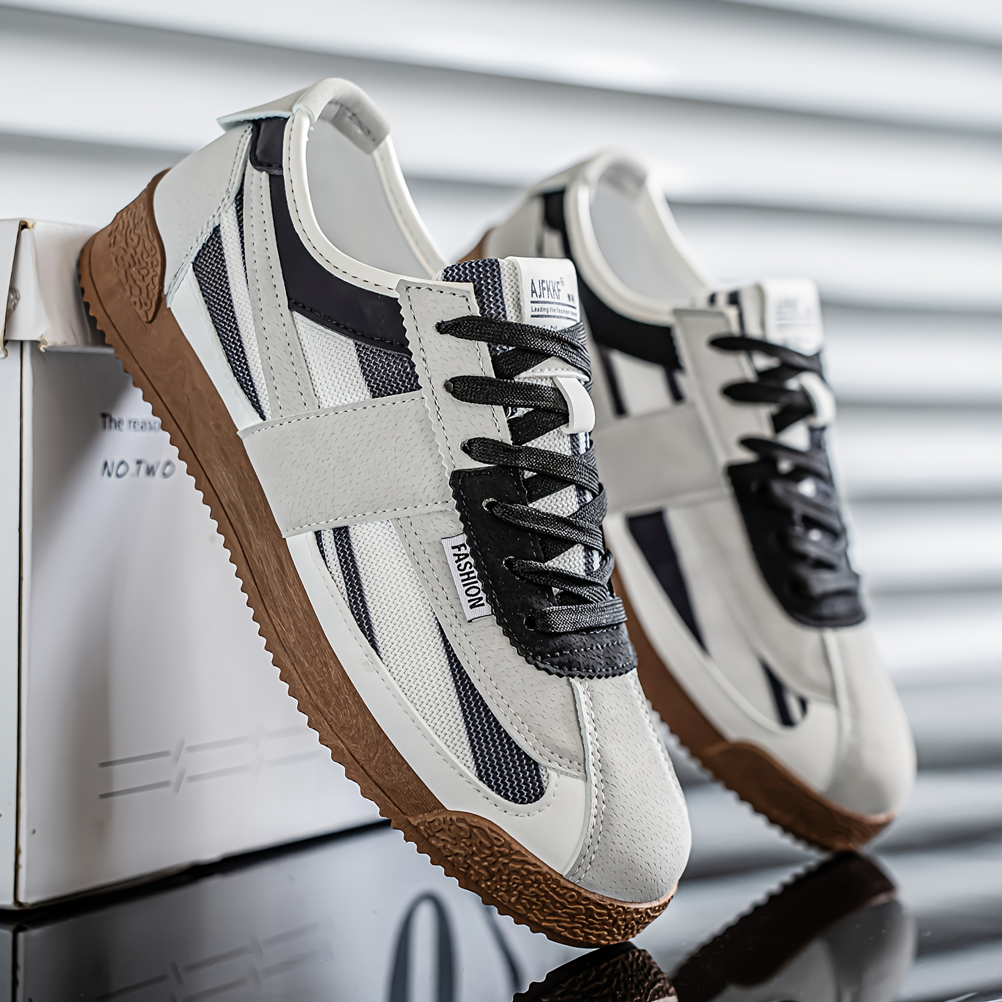 Bennett Vintage Runner Trainers