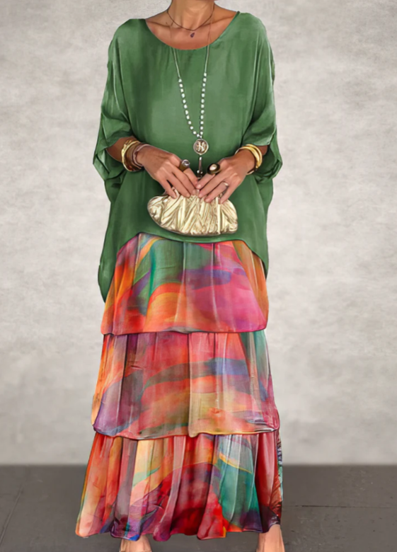 Lara - Elegant Flowing Maxi Dress