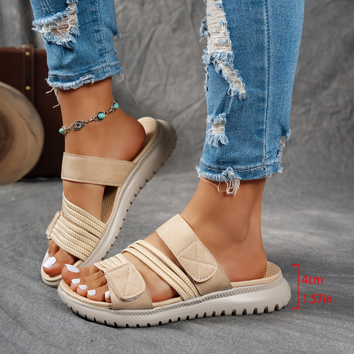 Cleo - Sporty Platform Sandal for Ultimate Comfort
