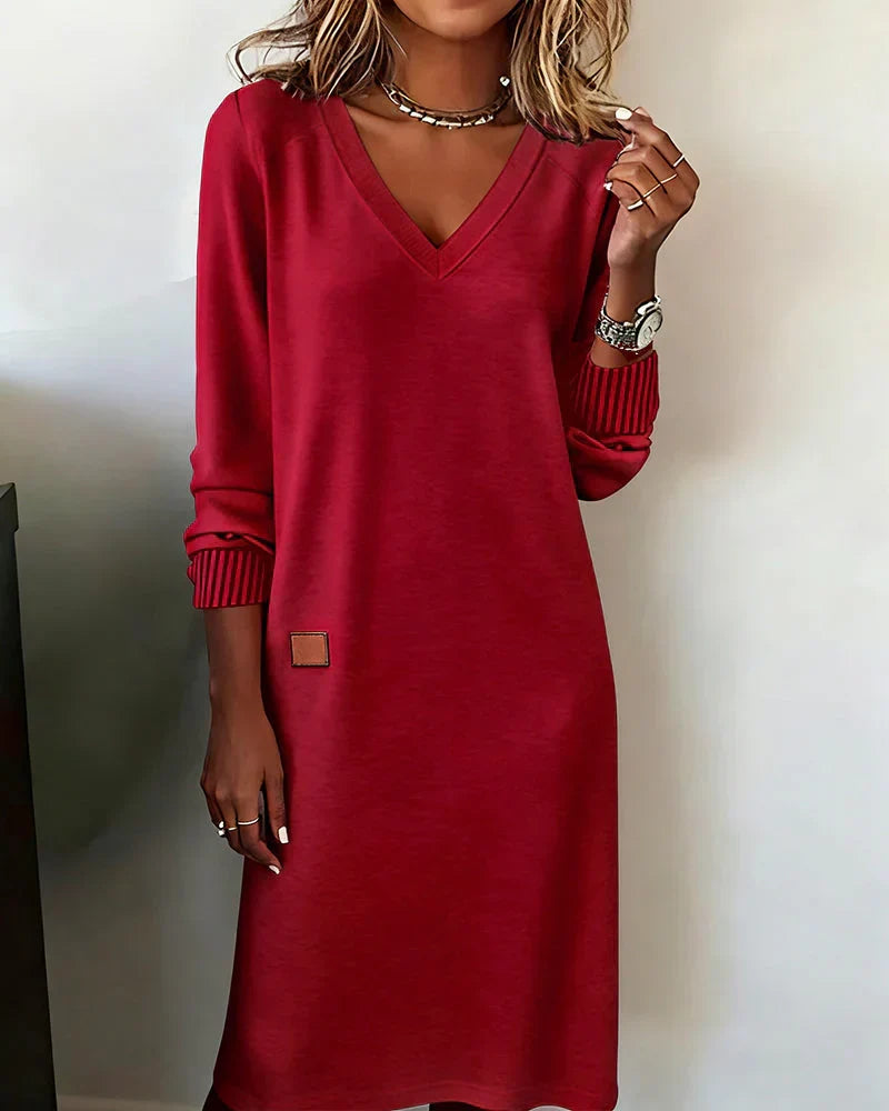 Lysandra | Relaxed V-Neck Midi Dress