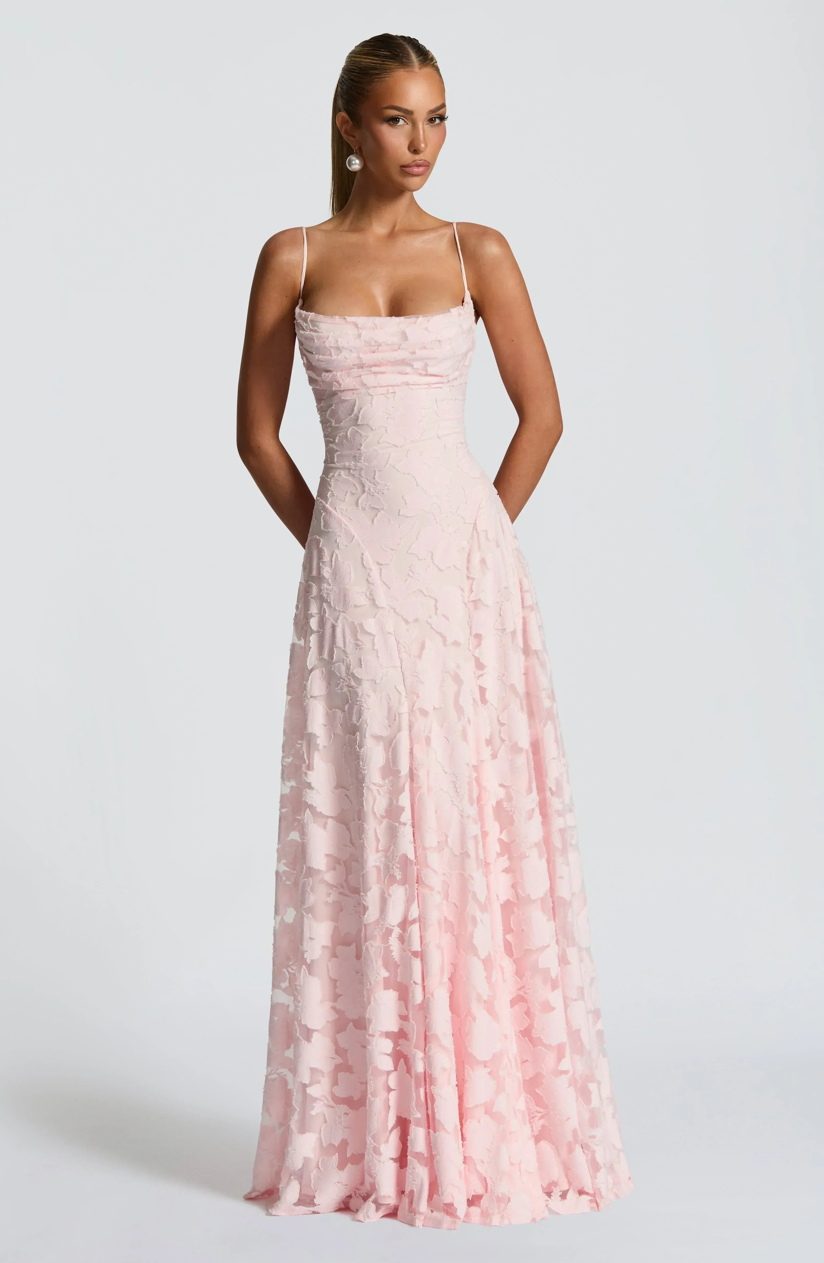 Vaynie - Elegant Maxi Dress