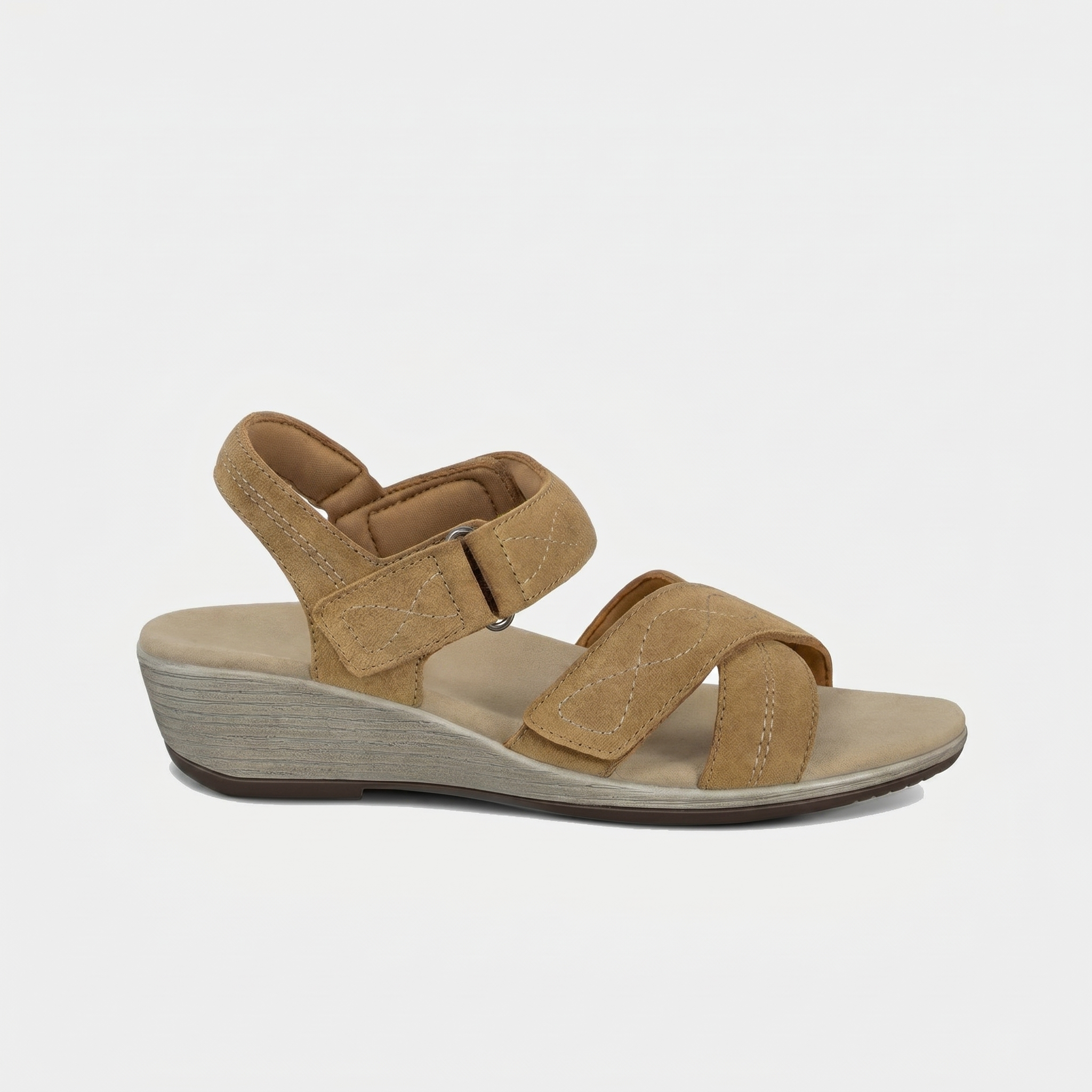 Holly – Cozy Sophistication in Gentle Taupe