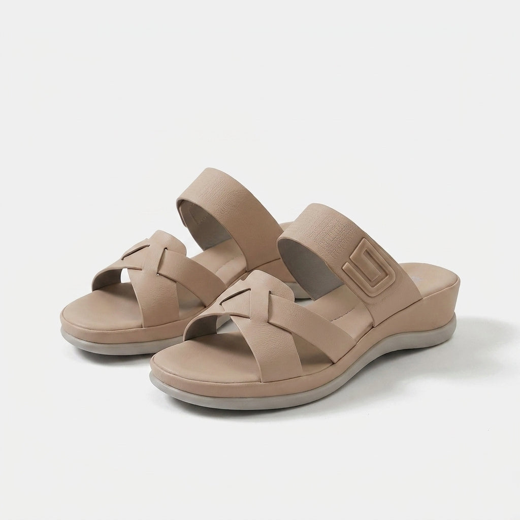 Iris – Stylish and Cozy Summer Slippers