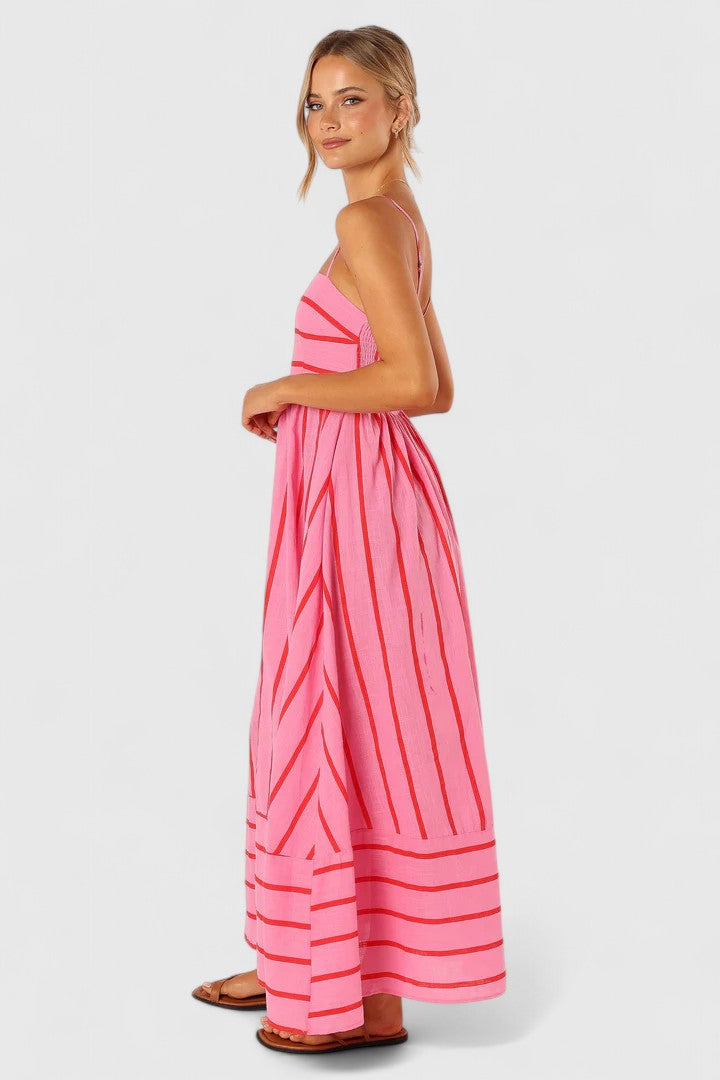 Ilyanthe - Elegant Maxi Dress