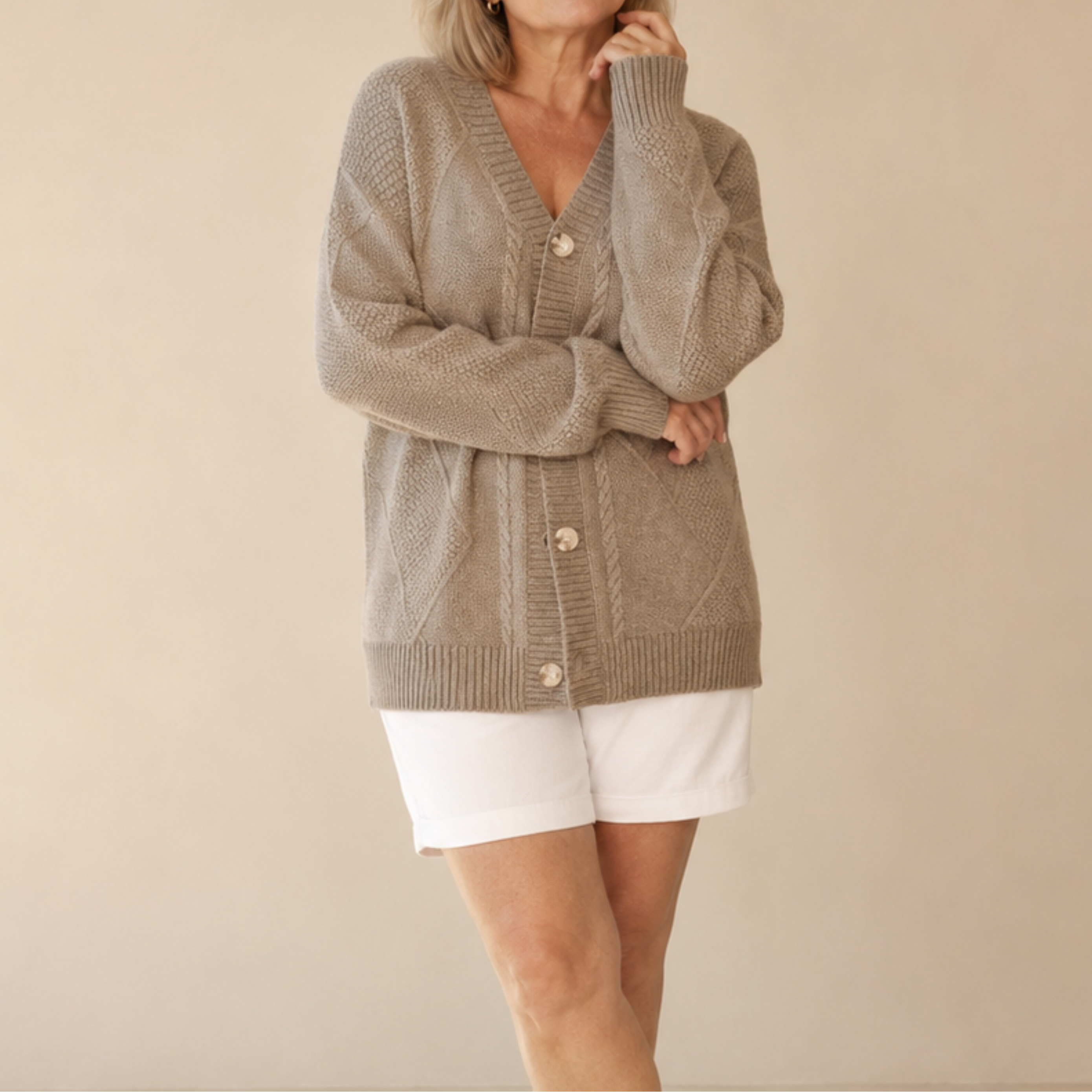 Evelisse | Classic V-Neck Knit Cardigan