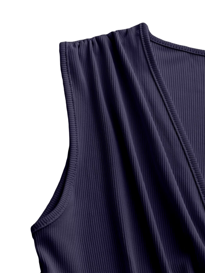 Valerisse – Elegant Sleeveless Jumpsuit with Texture and Wide Legs