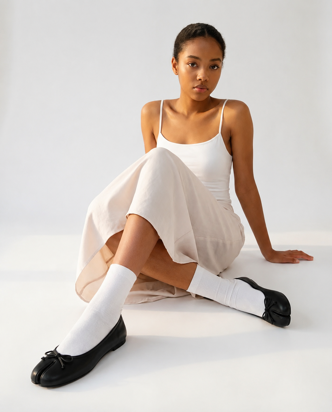 Noemi | Bow Detail Tabi flats + Free pair of Tabi Socks