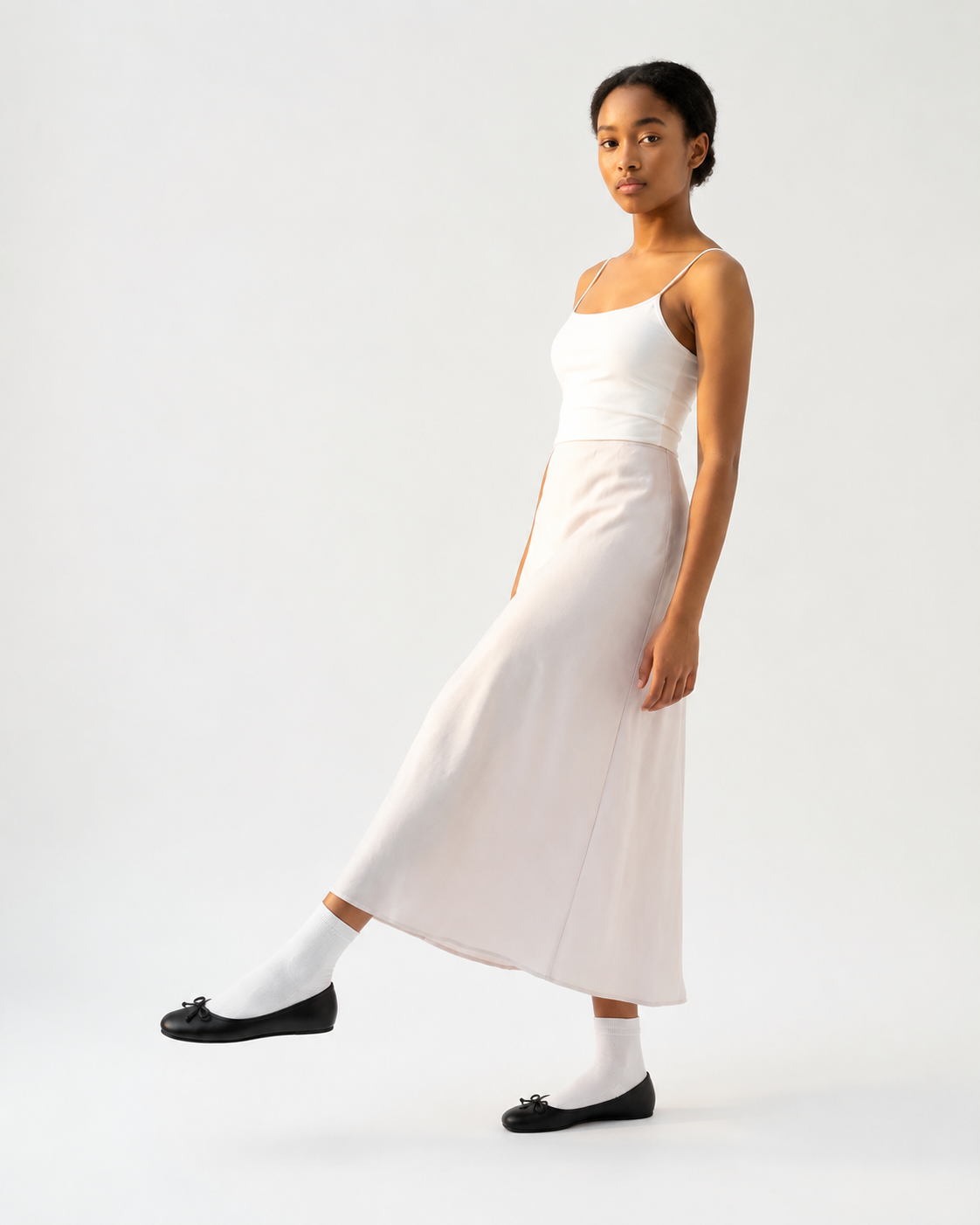 Noemi | Bow Detail Tabi flats + Free pair of Tabi Socks