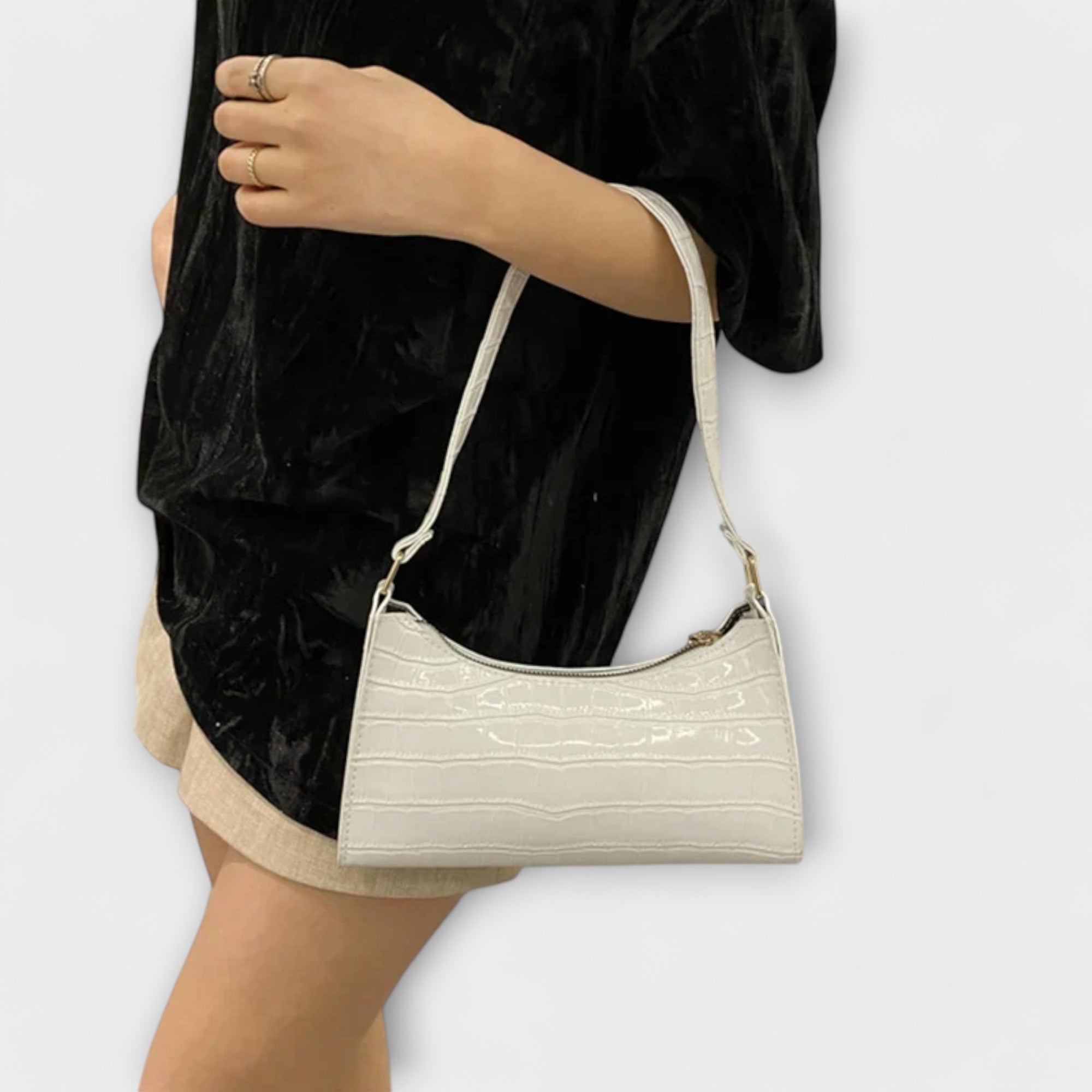 Viktorya - Glossy Leather Bag