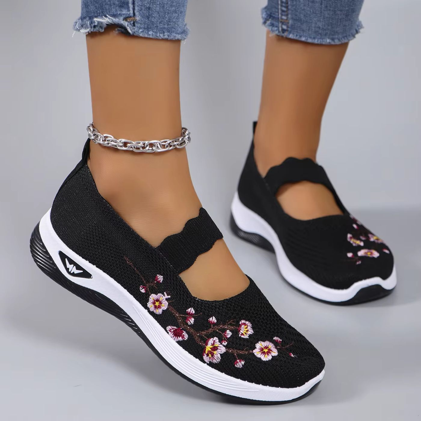 Women's Non-Slip Sneakers - Breathable Knit