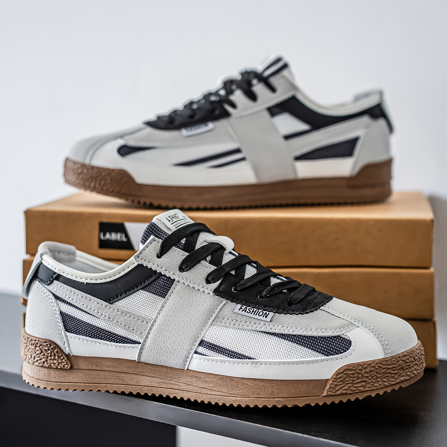 Bennett Vintage Runner Trainers