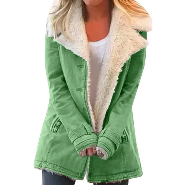 Winter Coat Lizzie