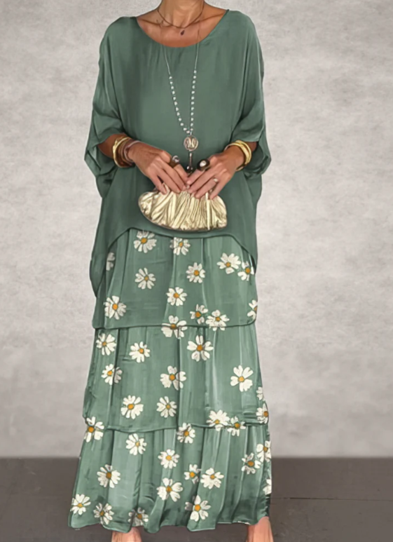 Lara - Elegant Flowing Maxi Dress