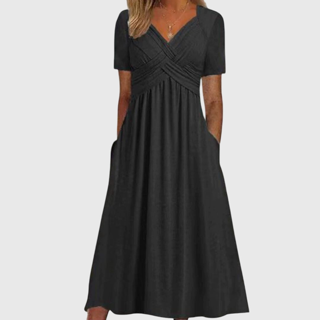 Amanda - Flattering Dress
