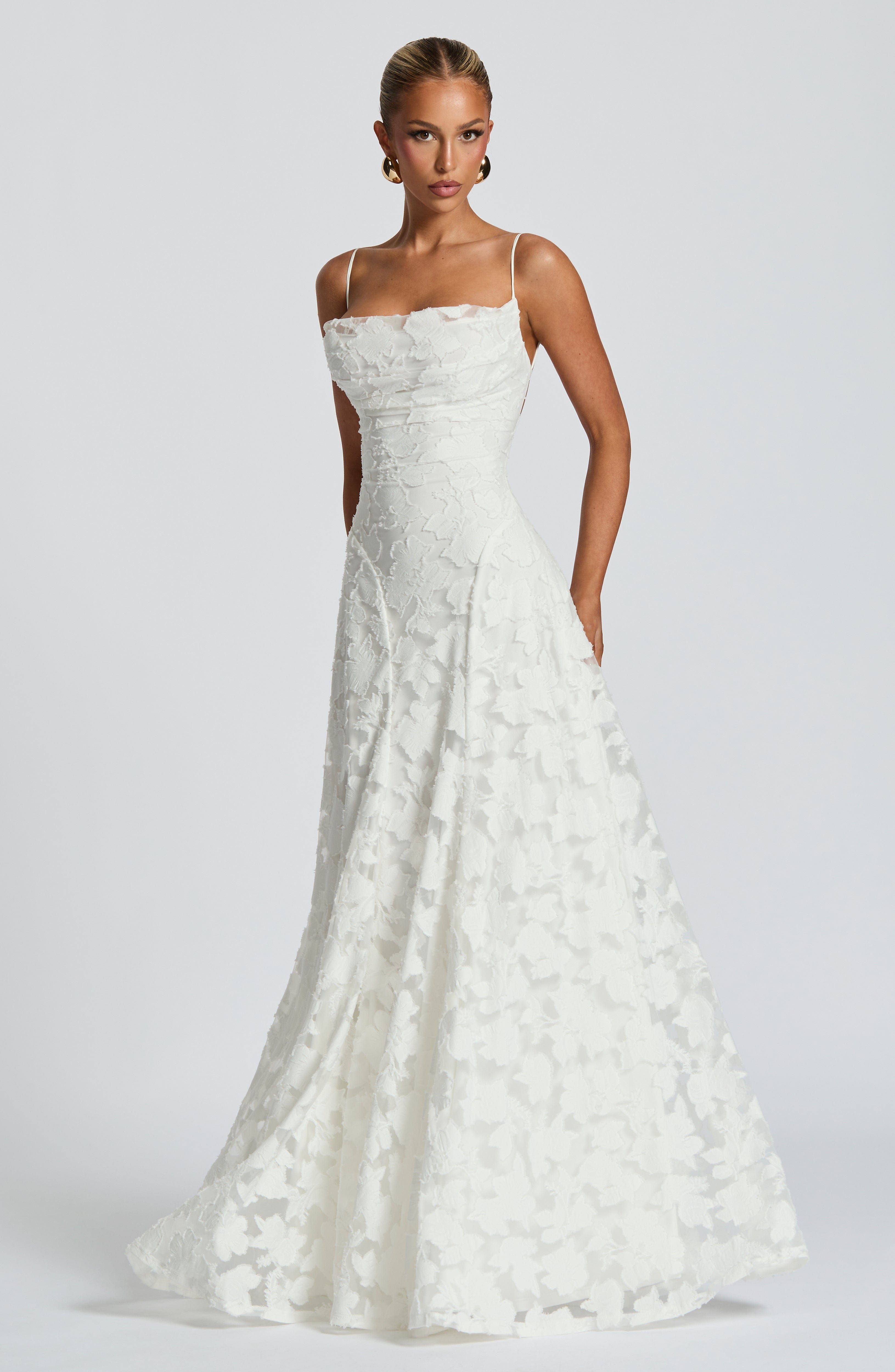 Vaynie - Elegant Maxi Dress