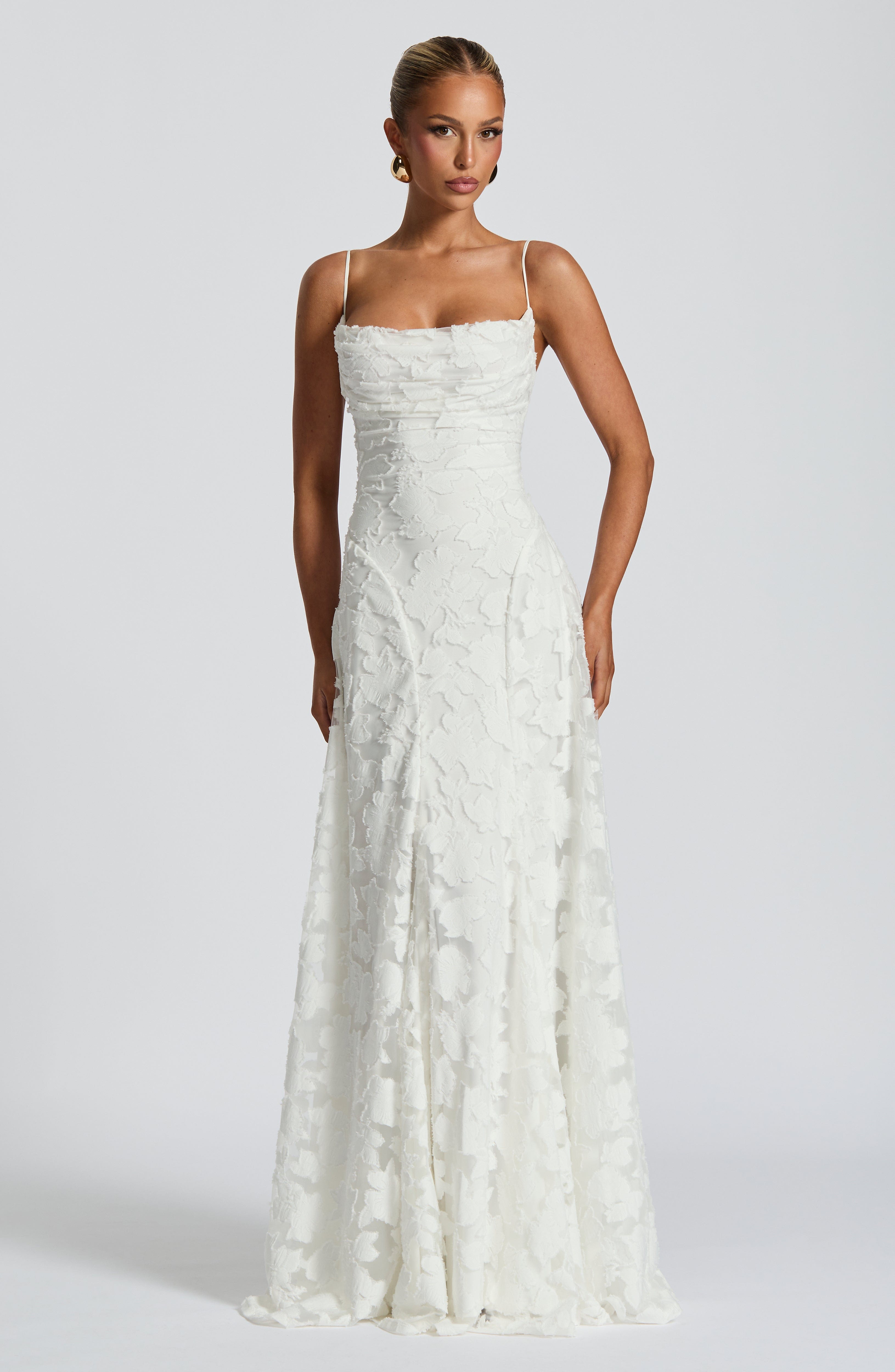 Vaynie - Elegant Maxi Dress