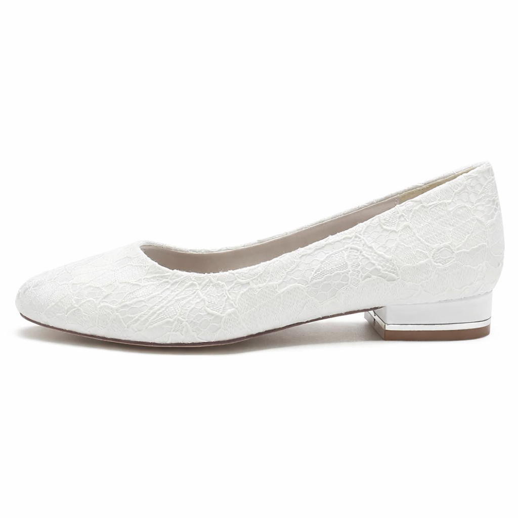 Women's White Lace Bridal Flats – Comfortable Round Toe Wedding Shoes with Low Heel