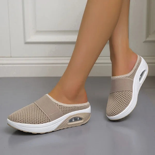 Compa - Wedge-Heeled Orthopedic Sandals