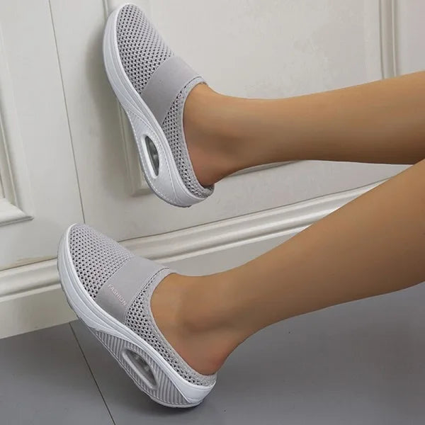 Compa - Wedge-Heeled Orthopedic Sandals
