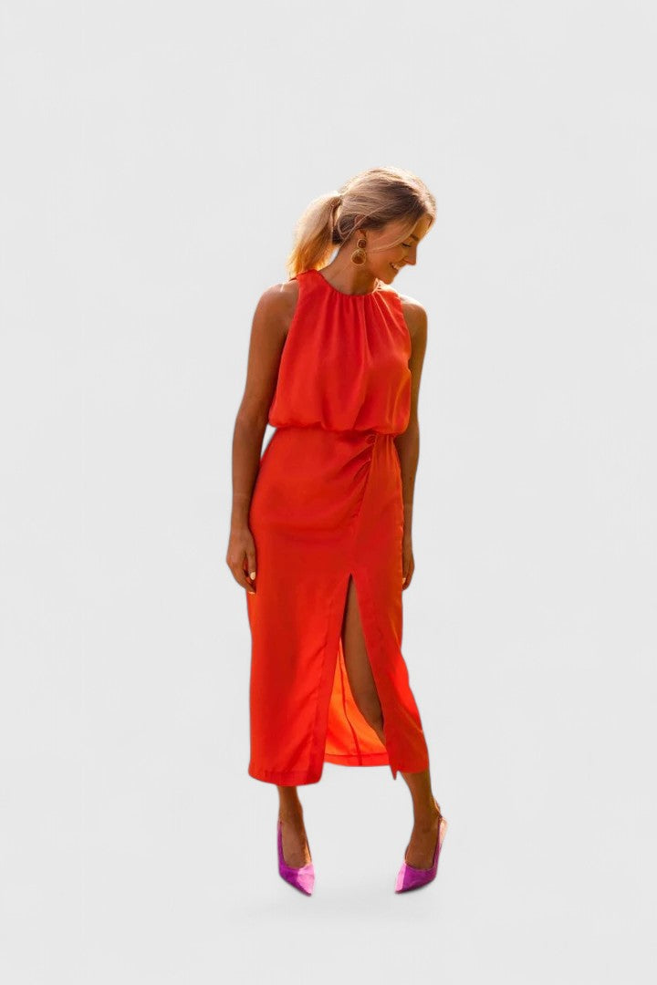 Theonae - Comfortable Midi Dress