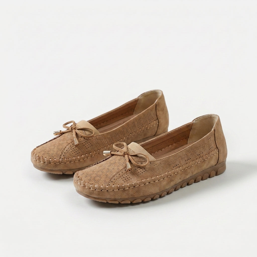 Sabine – Cozy Loafers with Elegant Bow Detail