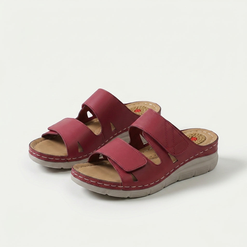 Dalia - Relaxing Sandal with Massage Footbed