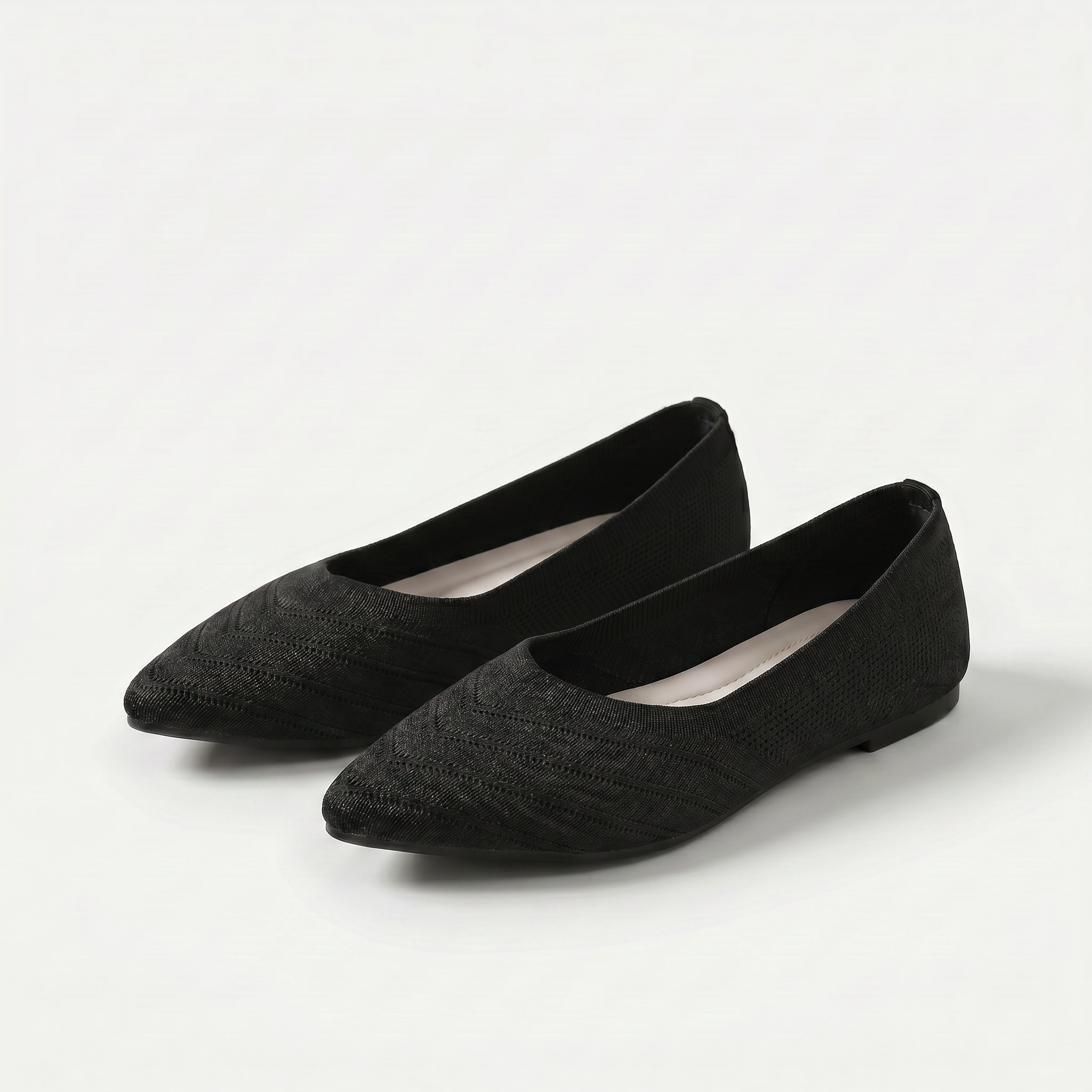 Sascha - Chic Comfort Footwear for Fashionable Strides