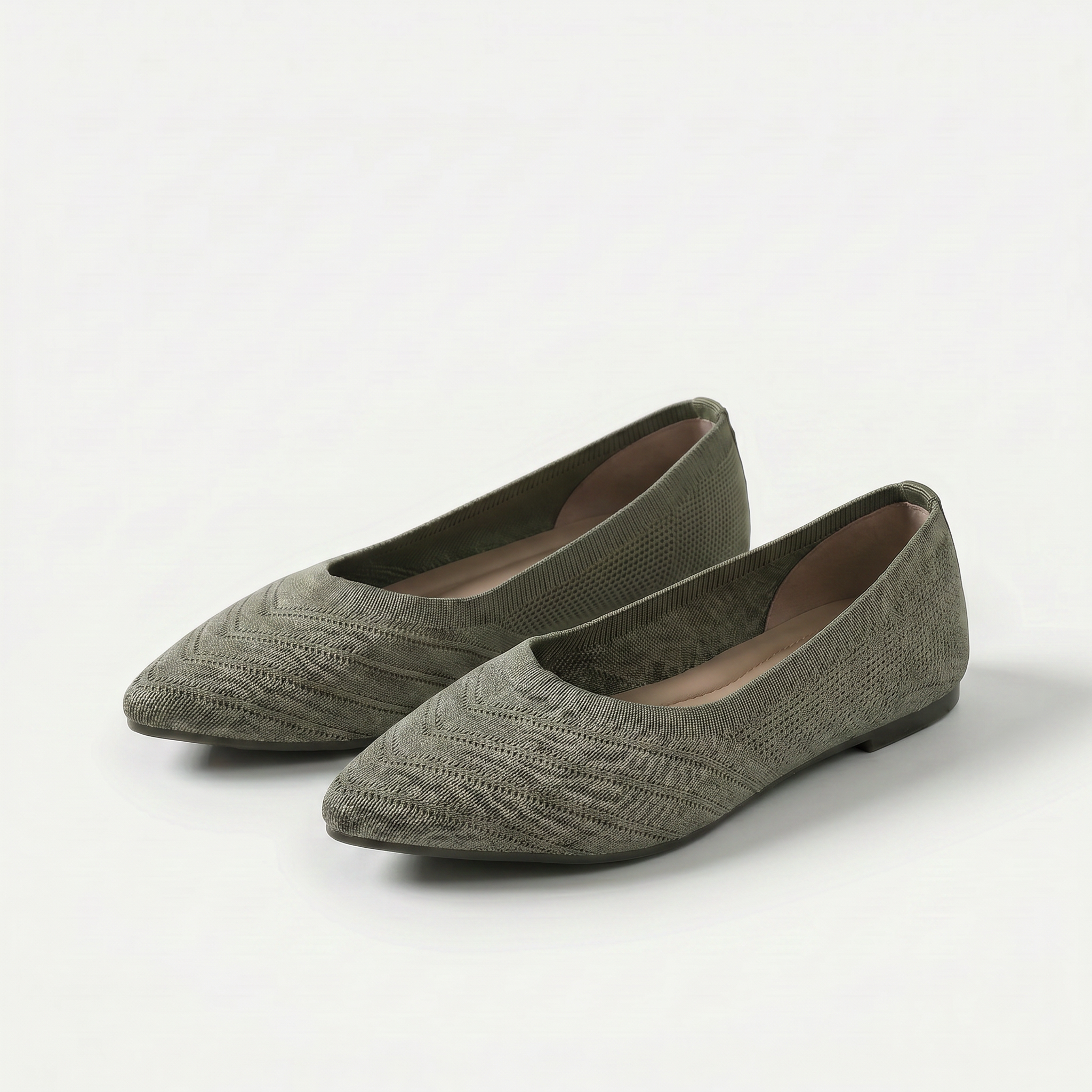 Sascha - Chic Comfort Footwear for Fashionable Strides